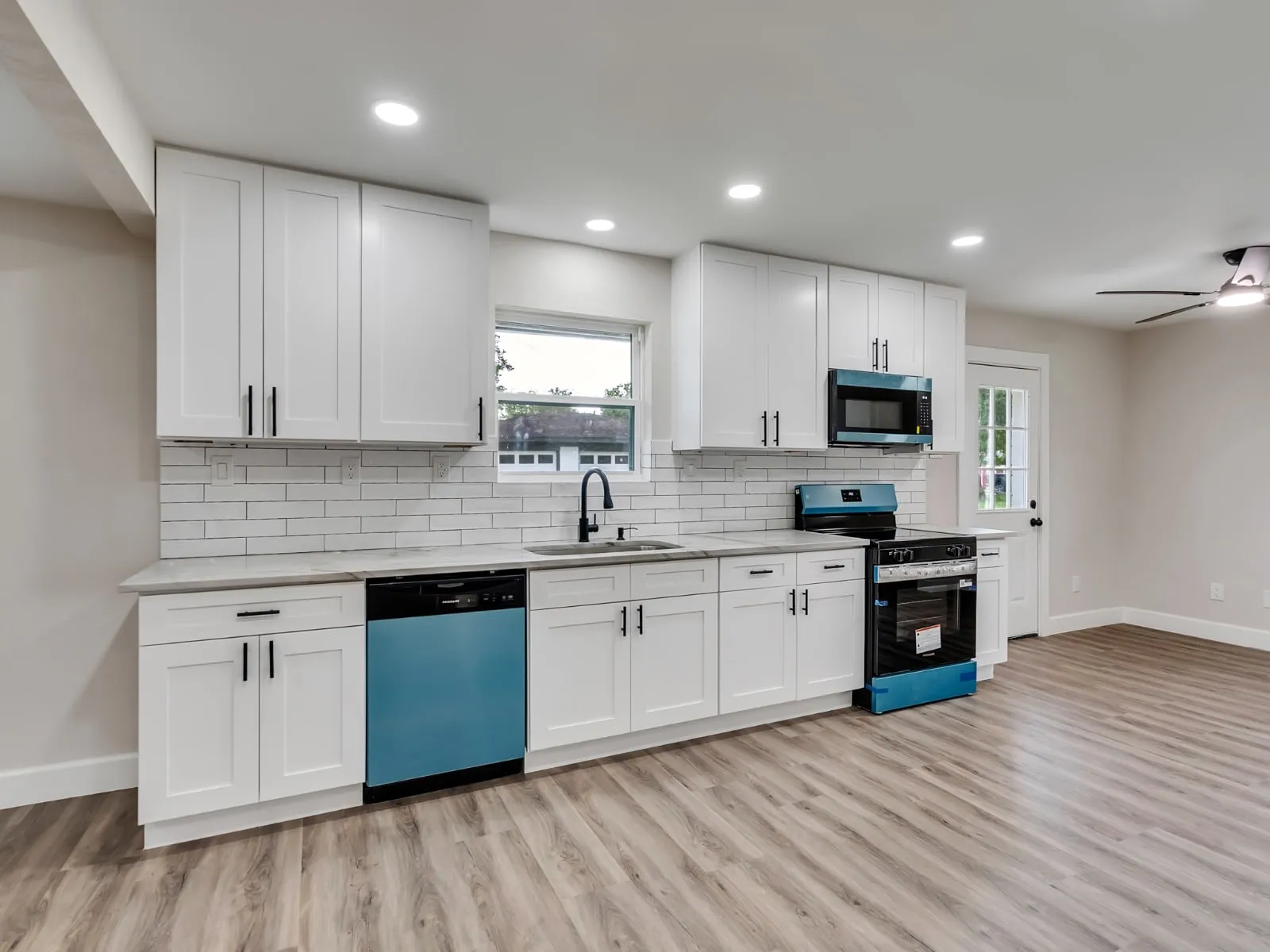 Whole home renovation of a single storey ranch in Grogan’s Mill, The Woodlands, TX
